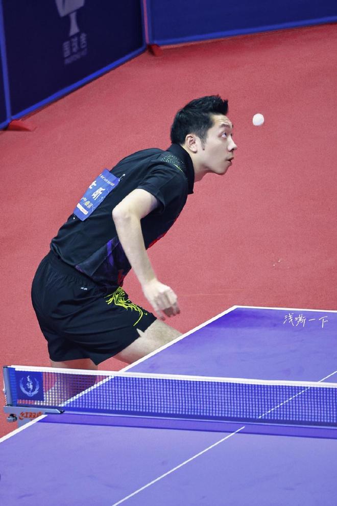 记者：姆巴佩已飞往沙特与皇马会合，这些天他一直努力训练